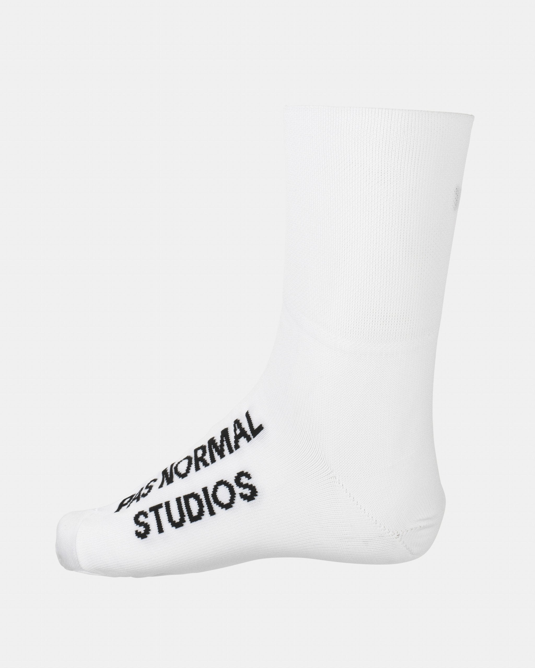Cubrezapatillas Pas Normal Studios Logo Unisex Blanco